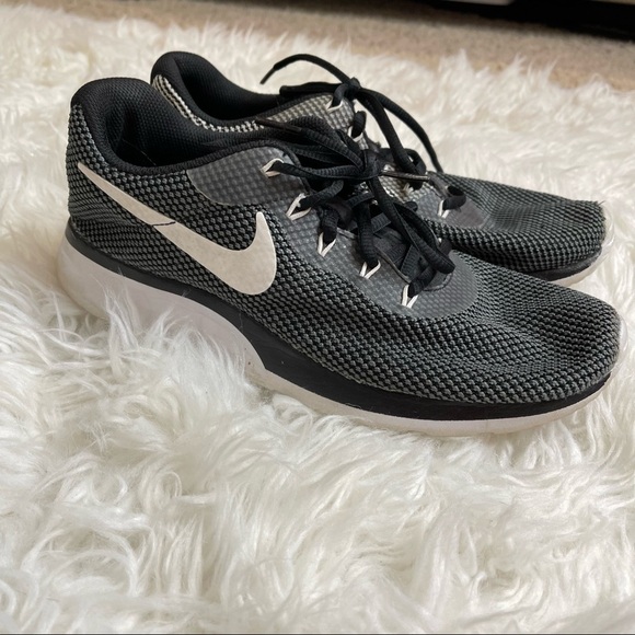 Mens Nike Tanjun Racer Sneakers - Picture 4 of 6